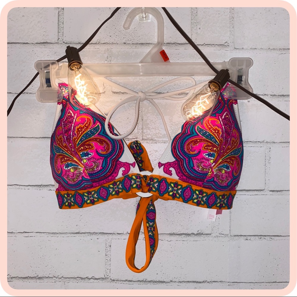 ♡Victoria’s Secret printed padded swim/bikini top♡